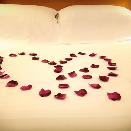 Eden Montmartre Отель 3*