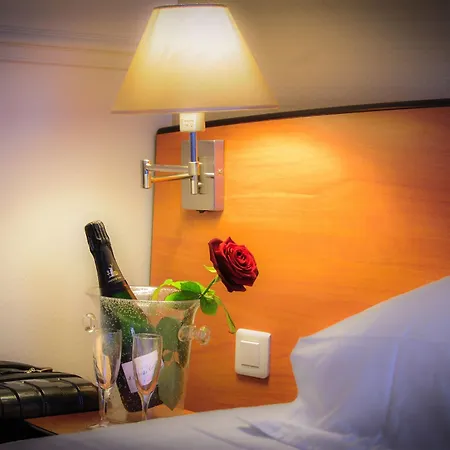 Hotel Eden Montmartre Paris