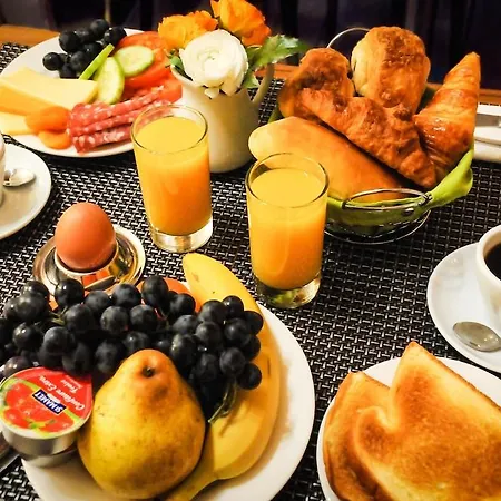 Hotel Eden Montmartre Parigi