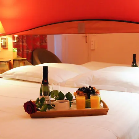 Hotel Eden Montmartre París