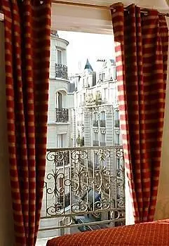 Hotel Eden Montmartre Parigi