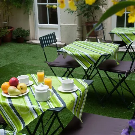 Eden Montmartre 3* Parigi