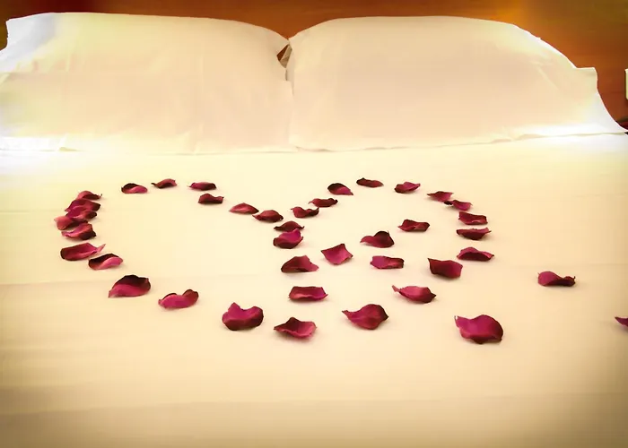 Eden Montmartre Отель 3*