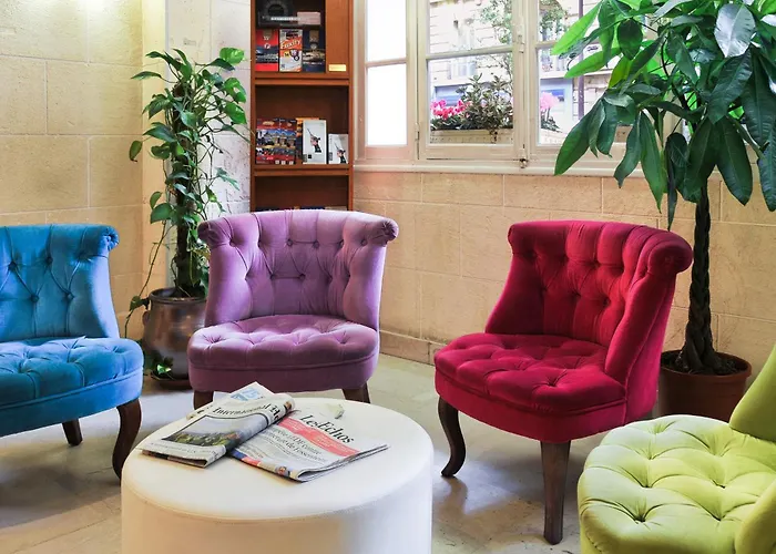 Отель Eden Montmartre