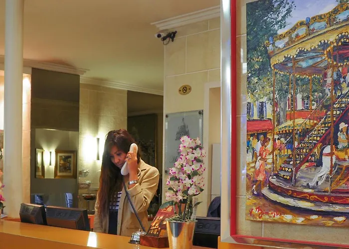 Отель Eden Montmartre