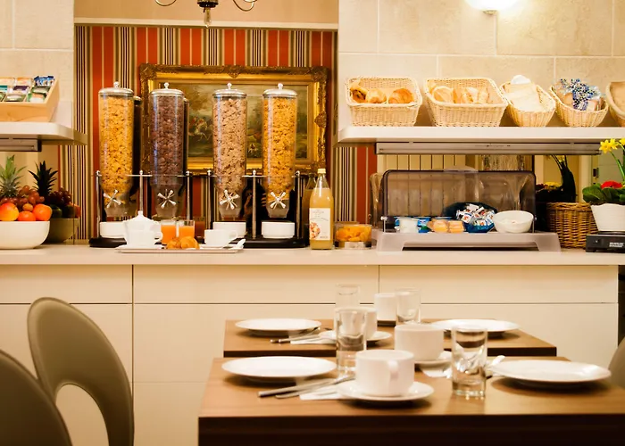 Eden Montmartre Отель 3*