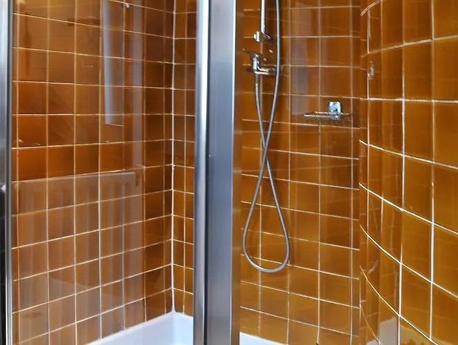 Eden Montmartre Отель